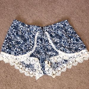 Boutique flowy shorts